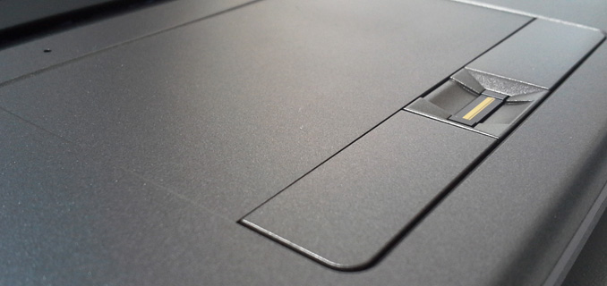 touchpad-2-titanium-G1511-new